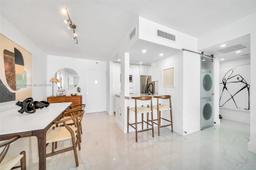 Picture of 1000 West Ave # 1523, Miami Beach, FL 33139