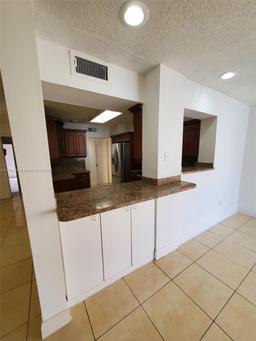 Picture of 5701 SW 130Th Pl, Miami, FL 33183