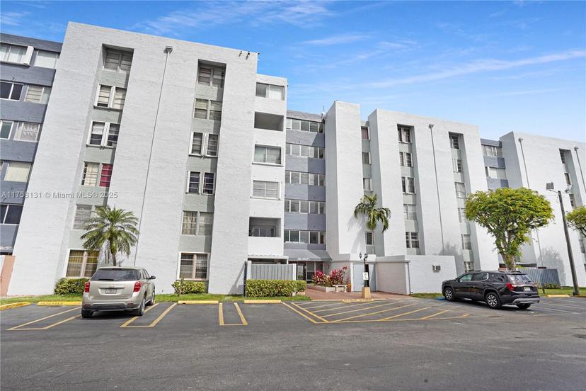 Picture of 750 NW 43Rd Ave # 601, Miami FL 33126
