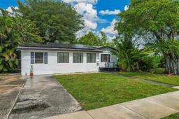 Picture of 719 NE 36Th St, Oakland Park, FL 33334