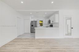 Picture of 719 NE 36Th St, Oakland Park, FL 33334