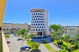 Picture of 1770 NE 191St St # 1, Miami, FL 33179