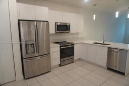 Picture of 10222 NW 64Th Way # 103, Doral, FL 33178