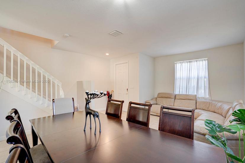 Picture of 9399 W 33Rd Ln # 1, Hialeah FL 33018