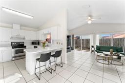 Picture of 6090 NW 179Th Ter, Hialeah, FL 33015