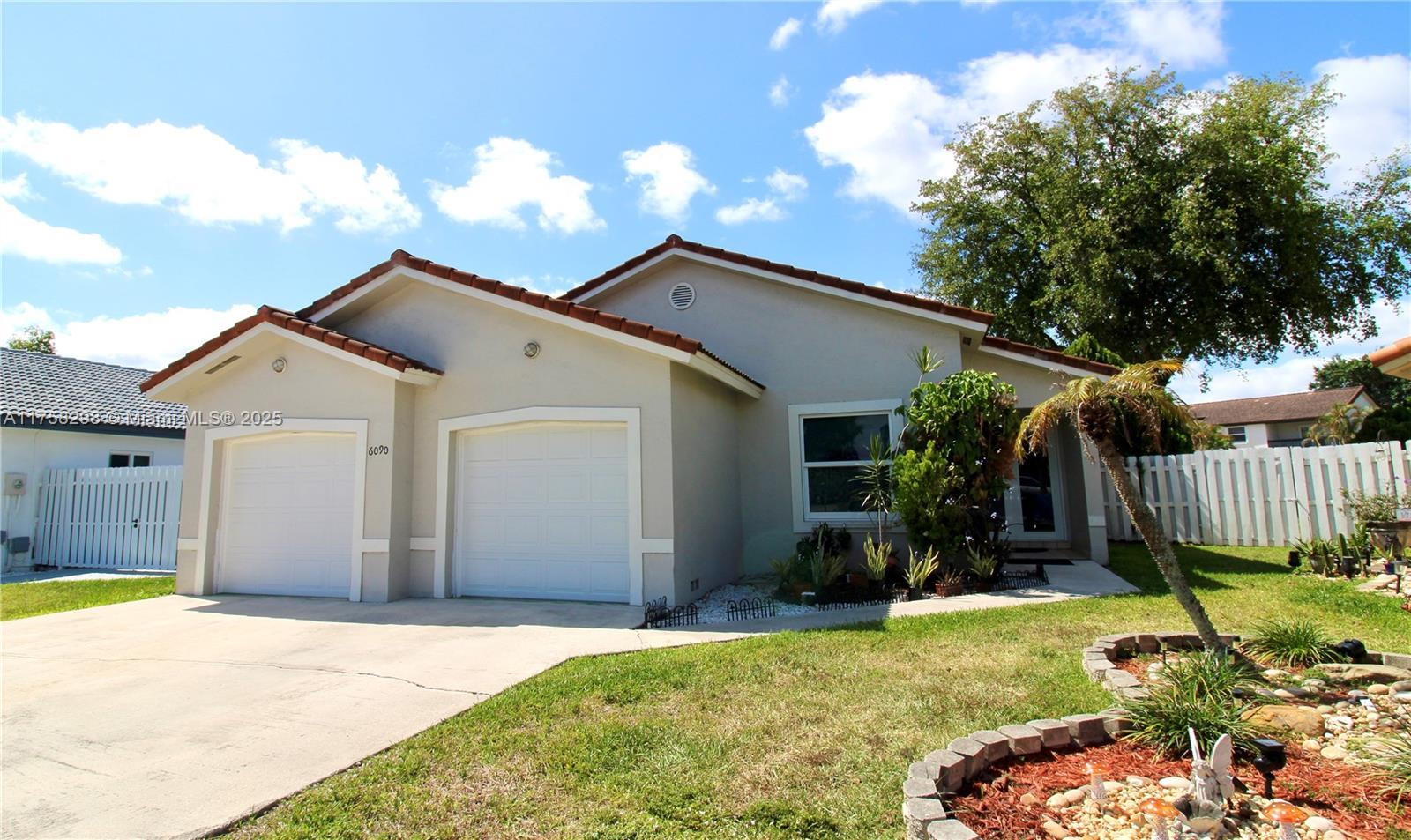 Picture of 6090 NW 179Th Ter, Hialeah, FL 33015