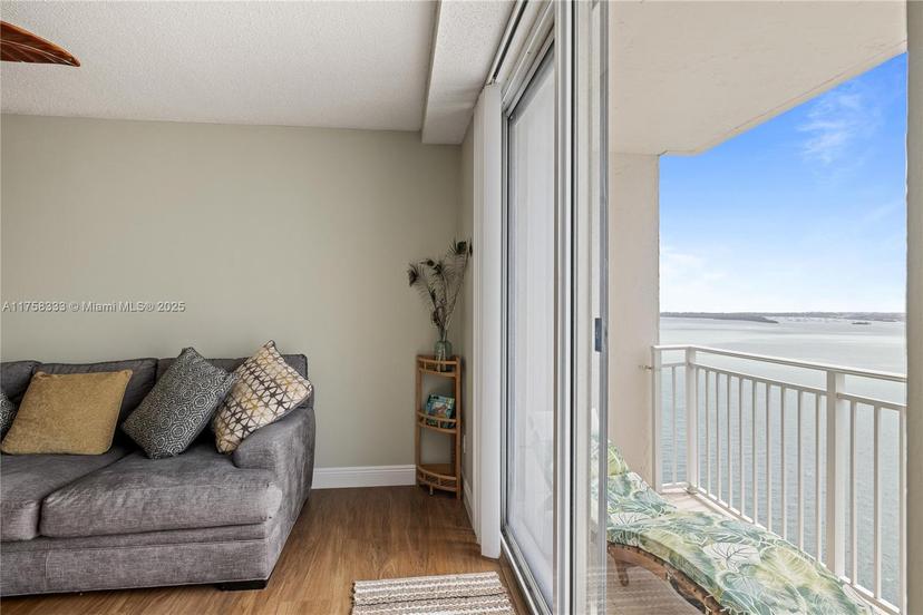 Picture of 770 Claughton Island Dr # 1912, Miami FL 33131