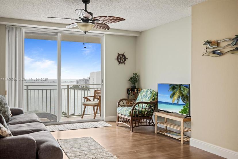 Picture of 770 Claughton Island Dr # 1912, Miami FL 33131