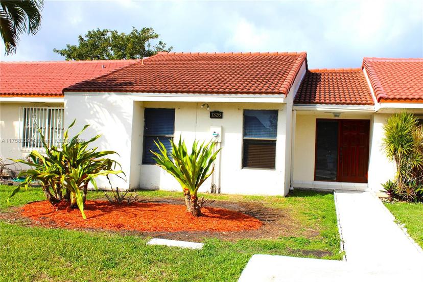 Picture of 1326 SW 124Th Pl, Miami FL 33184