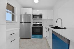 Picture of 1391 S Ocean Blvd # 704, Pompano Beach, FL 33062
