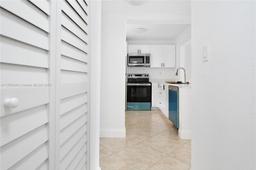 Picture of 1391 S Ocean Blvd # 704, Pompano Beach, FL 33062