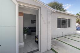 Picture of 2560 NW 154Th St, Miami Gardens, FL 33054