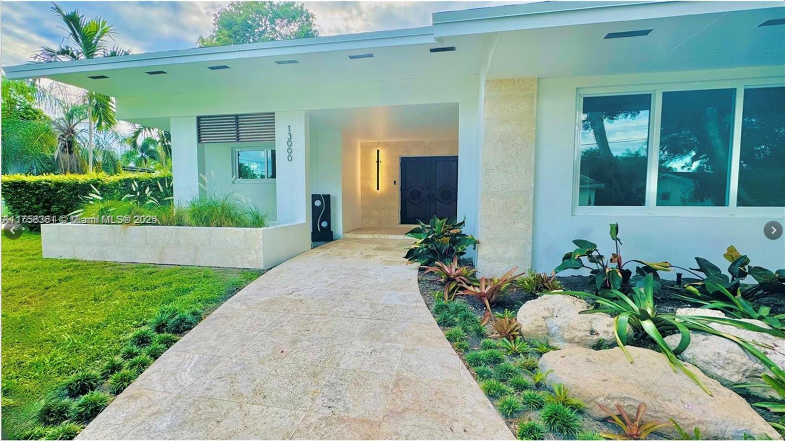 Picture of 13000 SW 69Th Ct, Pinecrest, FL 33156