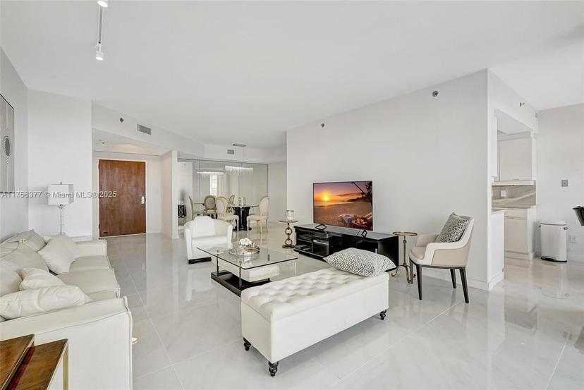 Picture of 2000 Island Blvd # 1603, Aventura FL 33160