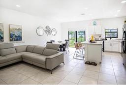 Picture of 757 SW 11Th St, Florida City, FL 33034
