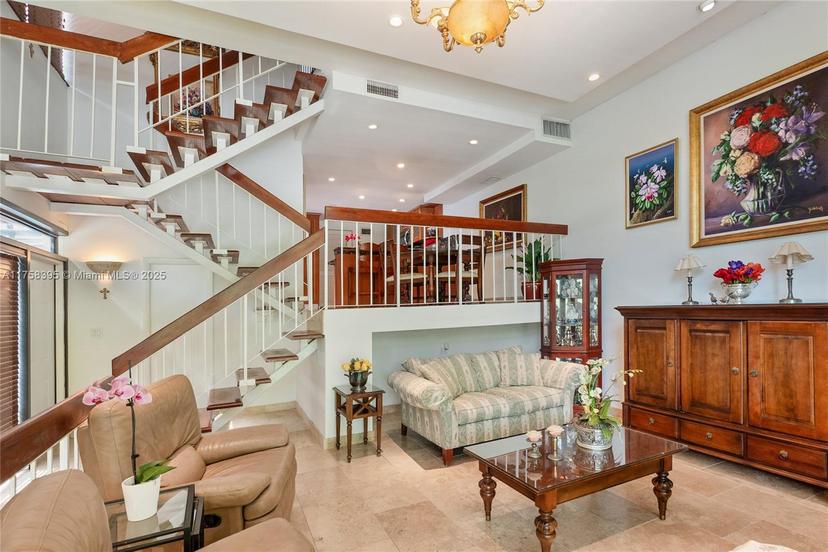 Picture of 227 E Enid Dr # 43, Key Biscayne FL 33149