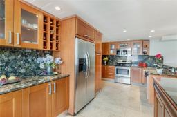 Picture of 227 E Enid Dr # 43, Key Biscayne, FL 33149
