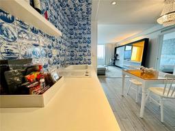 Picture of 1100 West Ave # 1123, Miami Beach, FL 33139