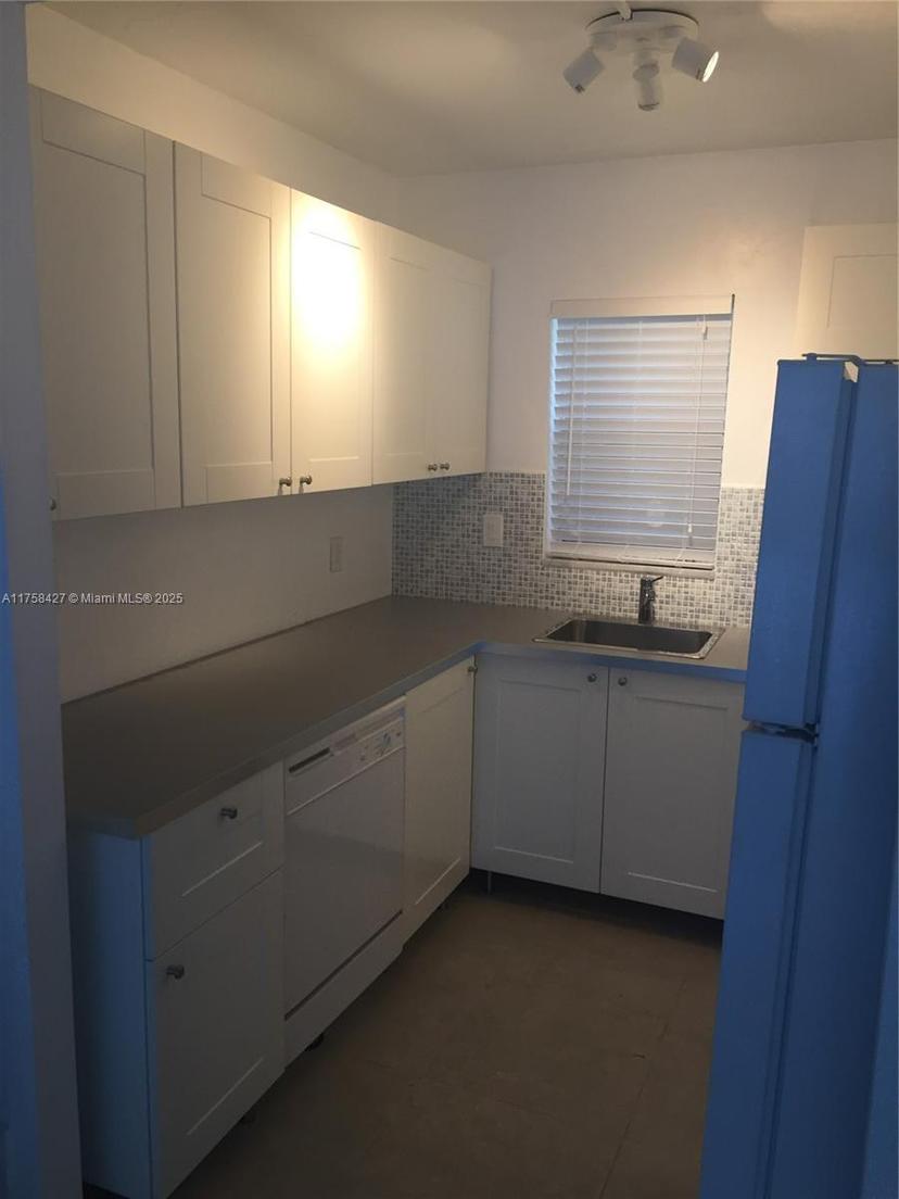 Picture of 1701 Washington St # 503, Hollywood FL 33020
