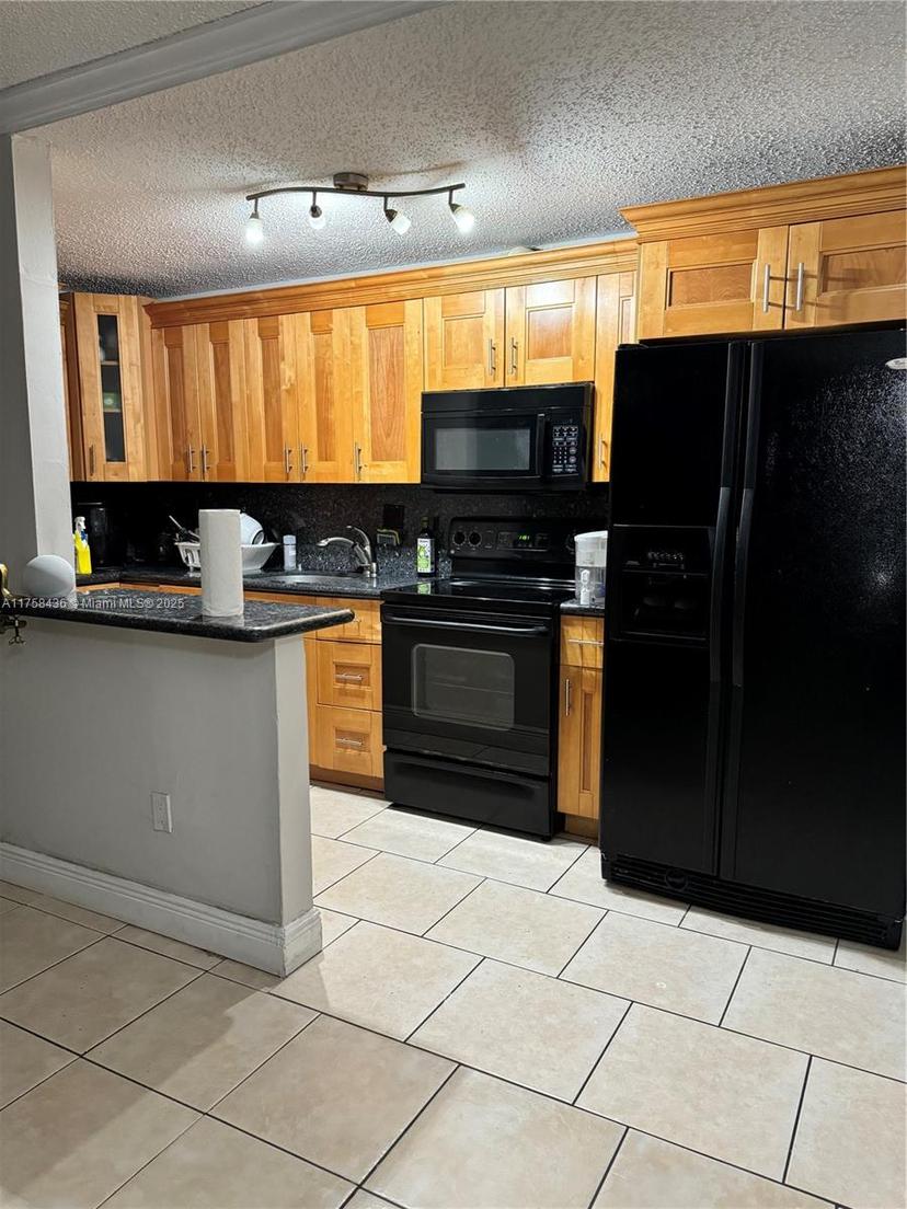 Picture of 4460 NW 79Th Ave # 1D, Doral FL 33166