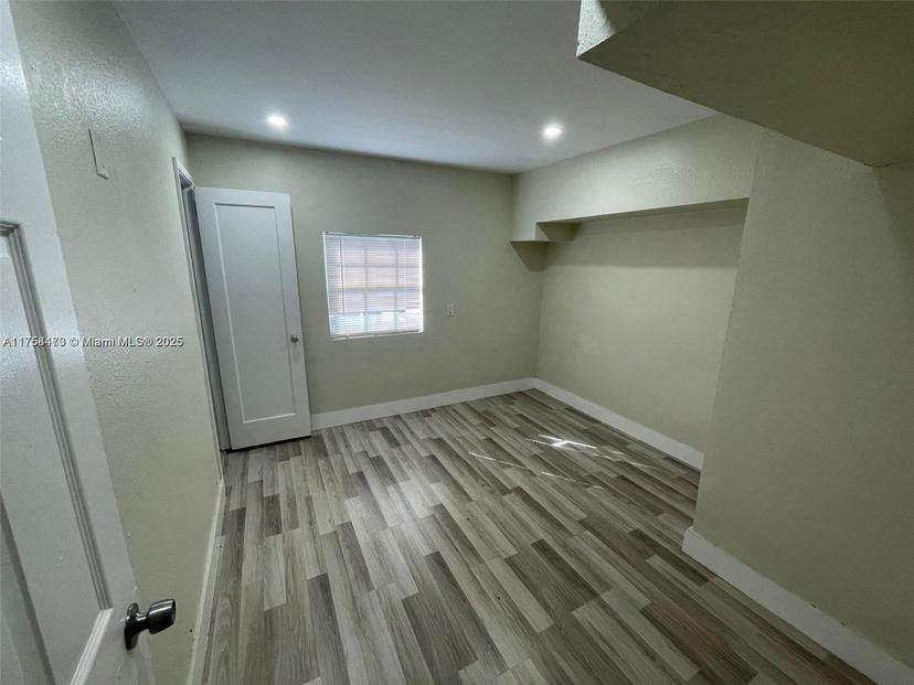 Picture of 4896 SW 28Th Ter, Dania Beach FL 33312