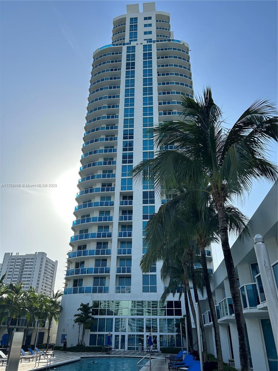 Picture of 1945 S Ocean Dr # 1106, Hallandale Beach, FL 33009