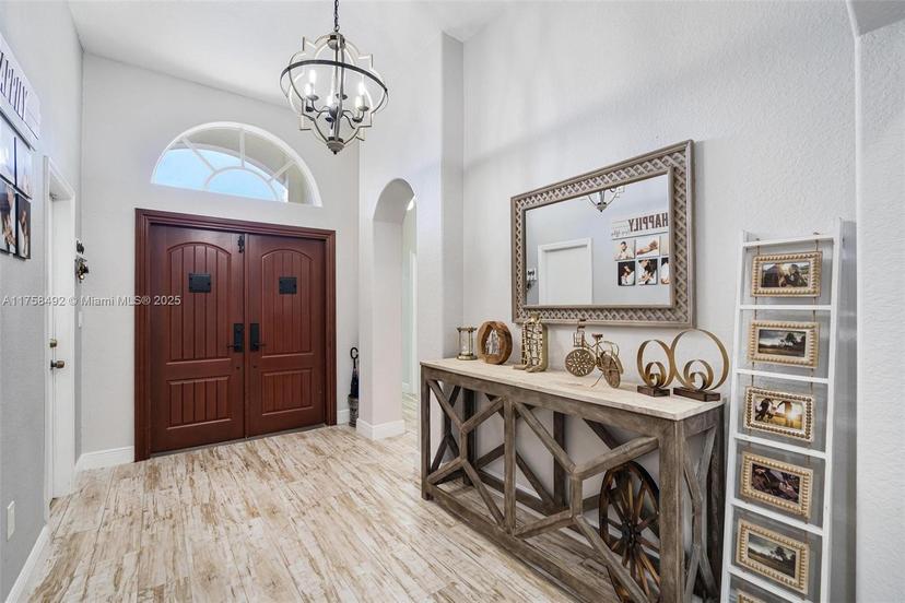 Picture of 4041 SW 154Th Ct, Miami FL 33185