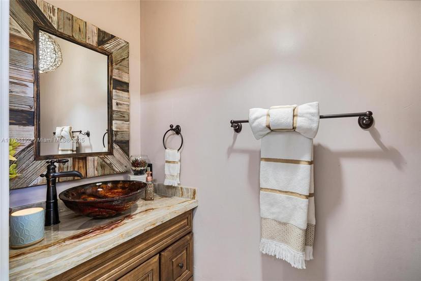 Picture of 4041 SW 154Th Ct, Miami FL 33185