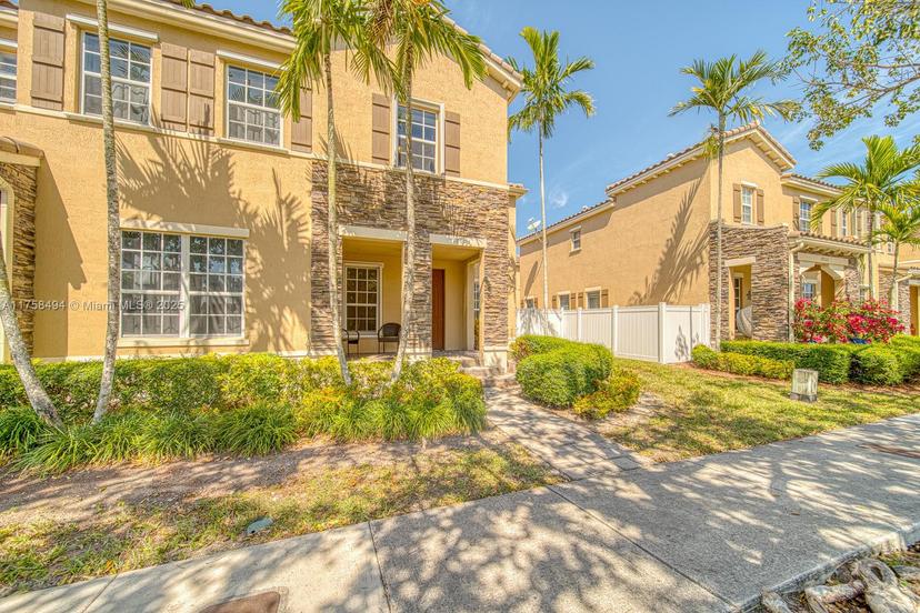 Picture of 17093 SW 94Th Way # 17073, Miami FL 33196