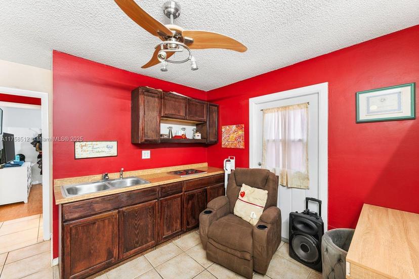 Picture of 5871 W 21St Ct, Hialeah FL 33016
