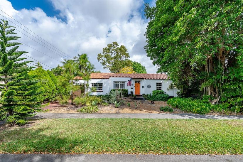 Picture of 551 Morningside Dr, Miami Springs FL 33166
