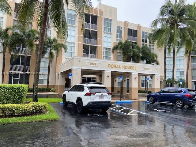 Picture of 9755 NW 52Nd St # 318, Doral, FL 33178