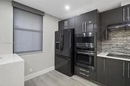 Picture of 4132 S Carambola Cir S # F406, Coconut Creek, FL 33066