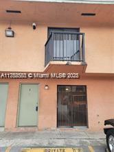 Picture of 7987 NW 7Th St # D4, Miami, FL 33126