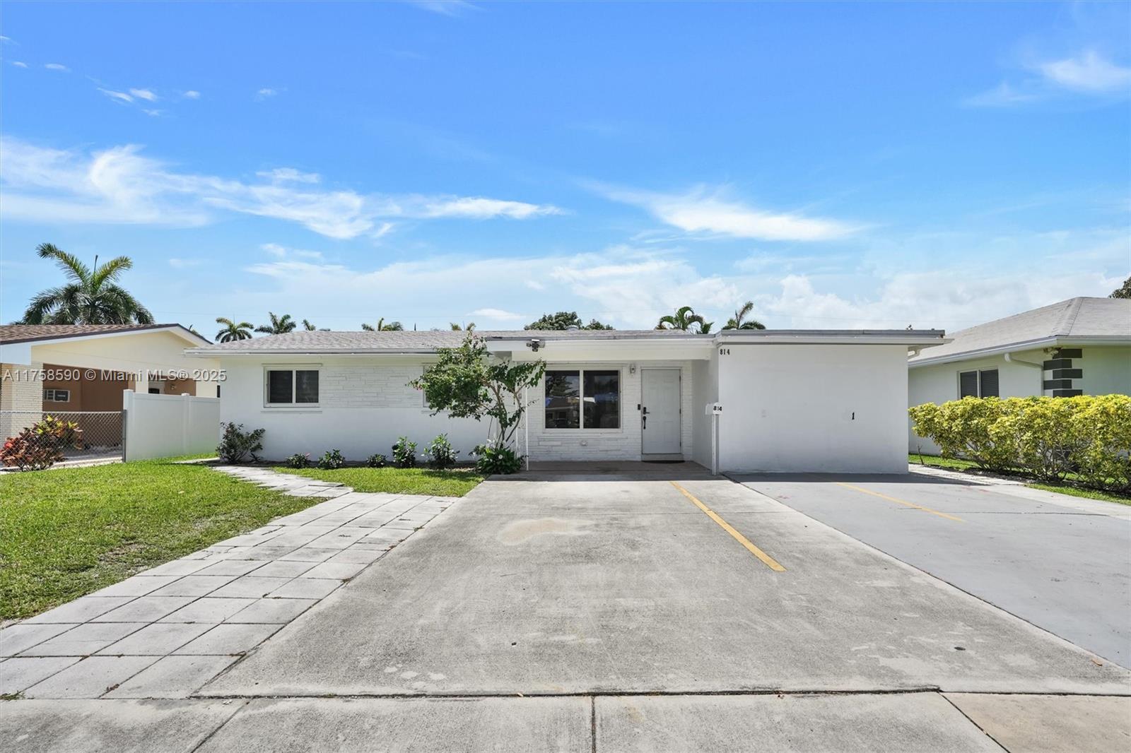 Picture of 814 NE 4Th St, Hallandale Beach, FL 33009