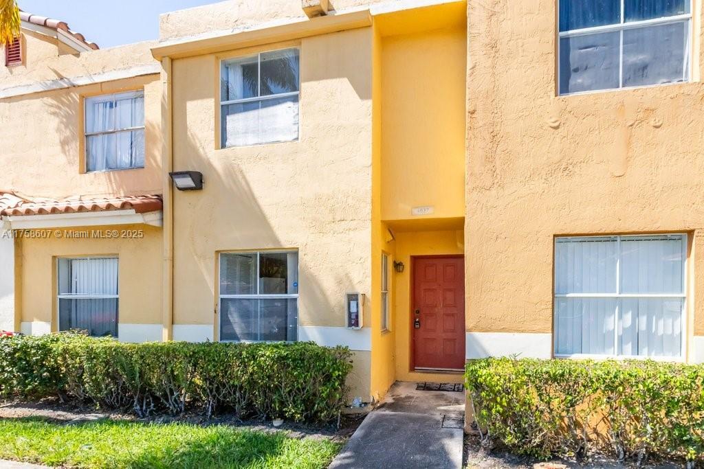 Picture of 4037 NW 90Th Ave # 4037, Sunrise, FL 33351