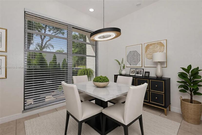 Picture of 3331 Farragut Street # 8B, Hollywood FL 33021