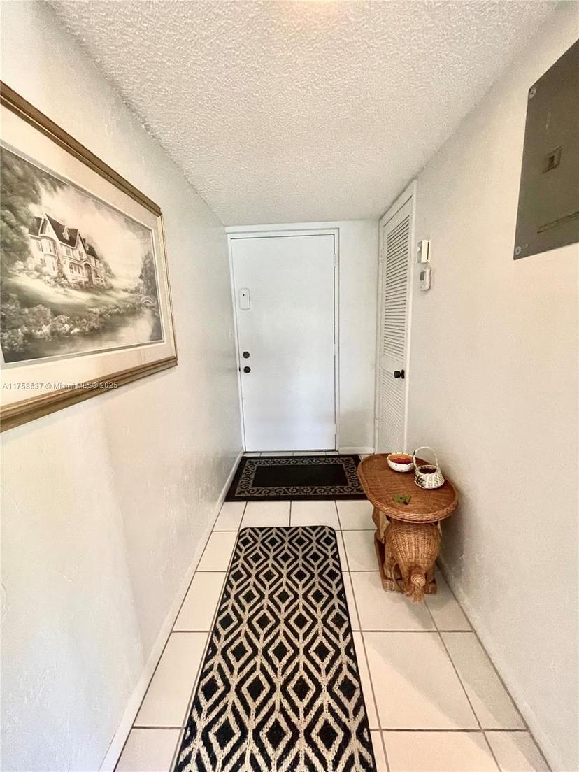 Picture of 2309 S Cypress Bend Dr # 311D, Pompano Beach FL 33069