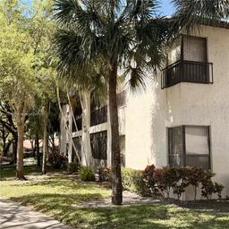 Picture of 2506 N Carambola Cir N # 1805, Coconut Creek, FL 33066
