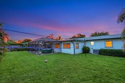 Picture of 2346 N Wallen Dr, West Palm Beach, FL 33410