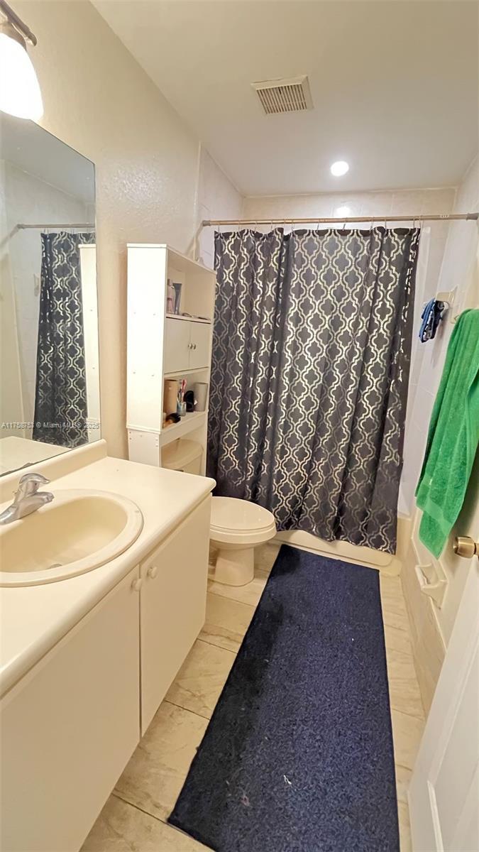 Picture of 2462 SE 15Th Pl # 339, Homestead FL 33035