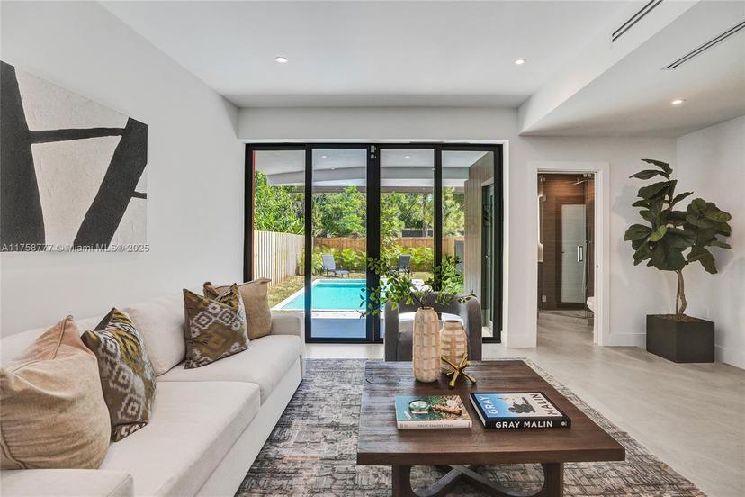 Picture of 3645 SW 1St Ave, Miami FL 33145