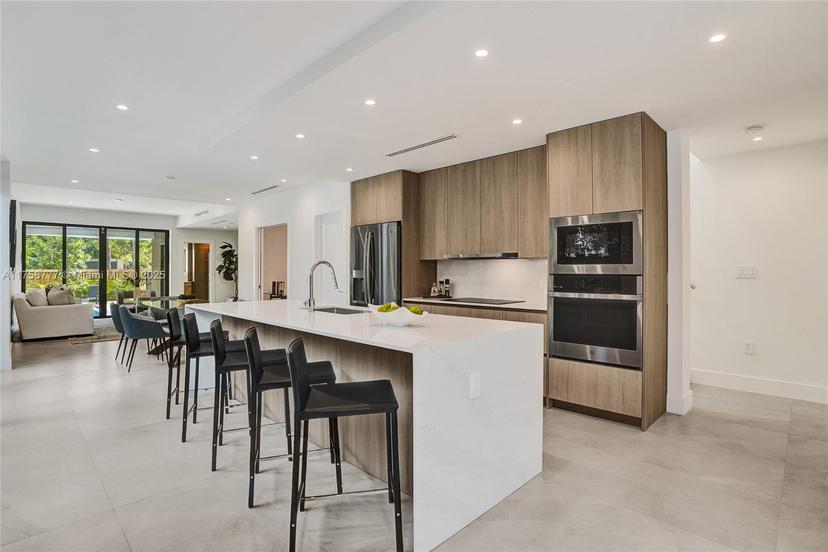 Picture of 3645 SW 1St Ave, Miami FL 33145