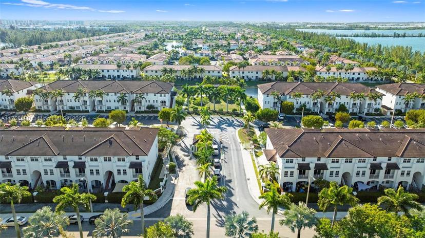 Picture of 8900 NW 97Th Ave # 213, Doral FL 33178