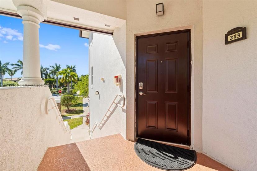 Picture of 8900 NW 97Th Ave # 213, Doral FL 33178