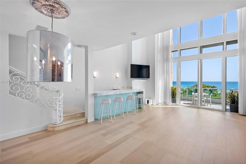 Picture of 1455 Ocean Dr # 03, Miami Beach FL 33139