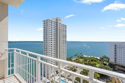 Picture of 770 Claughton Island Dr # 18, Miami, FL 33131