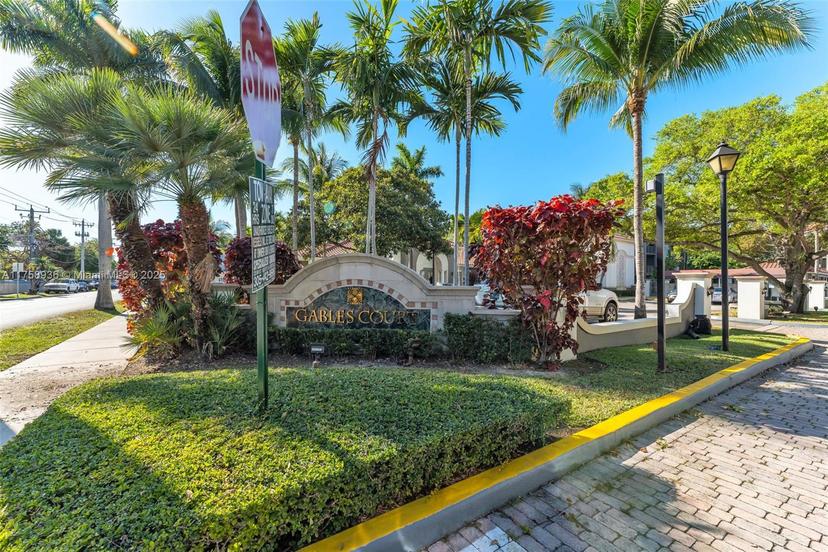 Picture of 6831 SW 44Th St # 112, Miami FL 33155