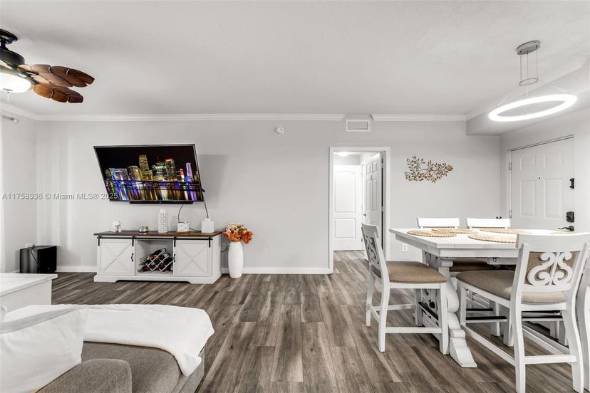 Picture of 6831 SW 44Th St # 112, Miami FL 33155