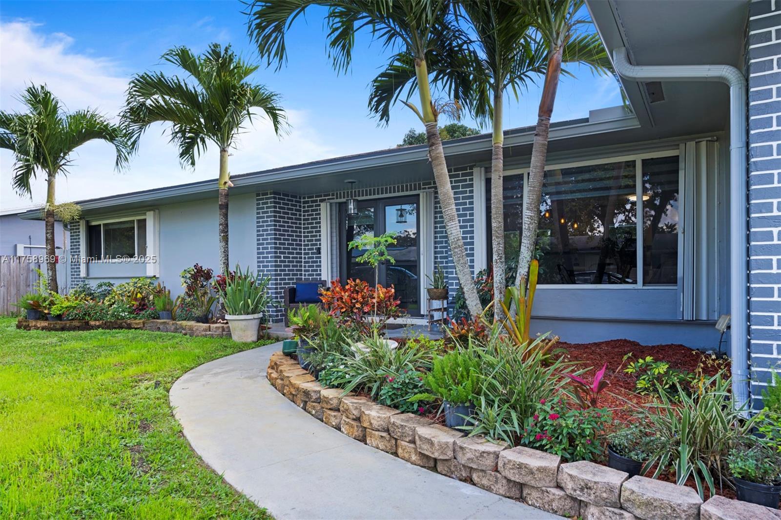 Picture of 7410 NW 13Th Ct, Plantation, FL 33313
